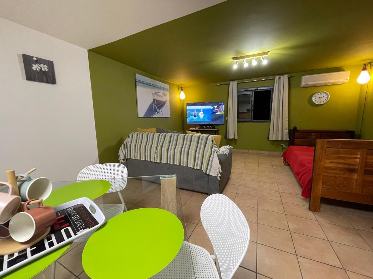 Immense Studio 51 Jusqu'A 4 Personnes Avec Vue Mer Saint-Denis Extérieur photo